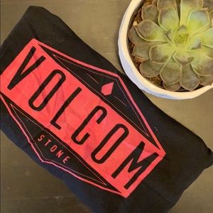 ♦️ VOLCOM TANK SZ L! ♦️